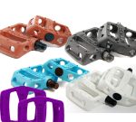 Eastern - Plast pedaler
